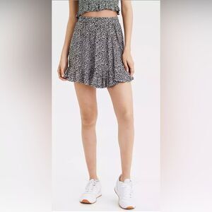 American Eagle  High-Waisted Leopard Print Mini Skirt - Size: Small